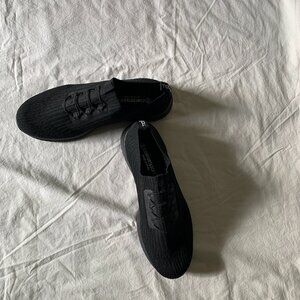 TIOSEBON Women's Walking Sneakers Lightweight, Slip On, Size 44